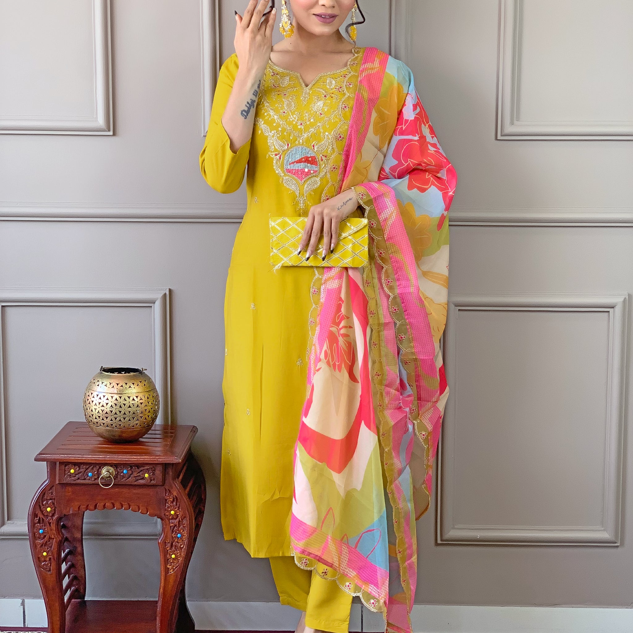 Women Embroidered Viscose kurta pant dupatta set