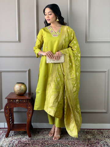 Women Embroidered Straight Kurta Set