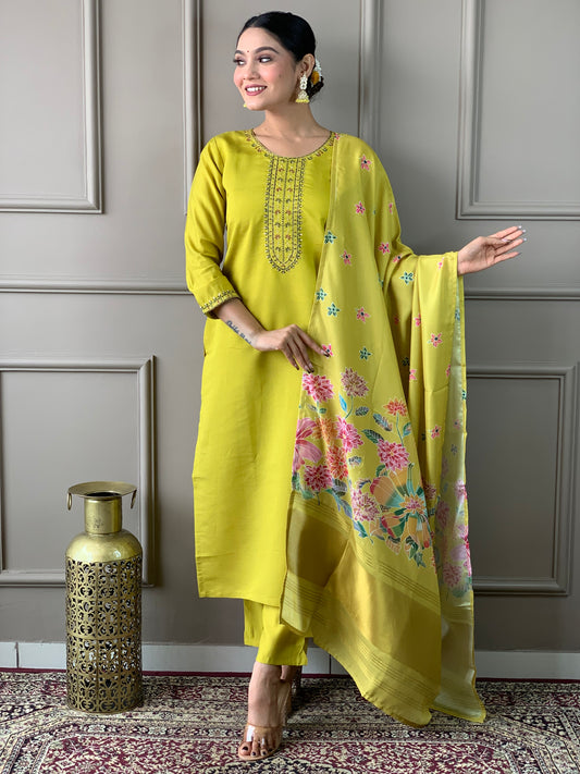 Women Embroidery Straight Kurta Set