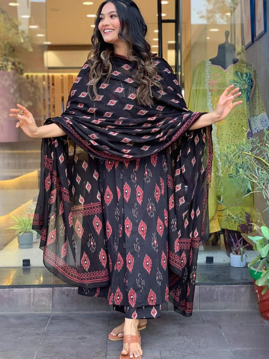 black-colour-cotton-blend-lace-work-printed-kurta-with-bottom-dupatta-set