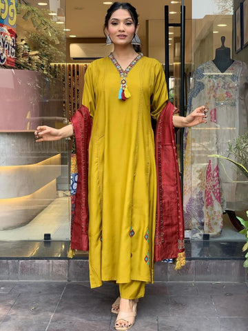 Mustard Chanderi Viscose Embroidered Kurta Set with Matching Bottoms and Dupatta for a Warm, Elegant Look