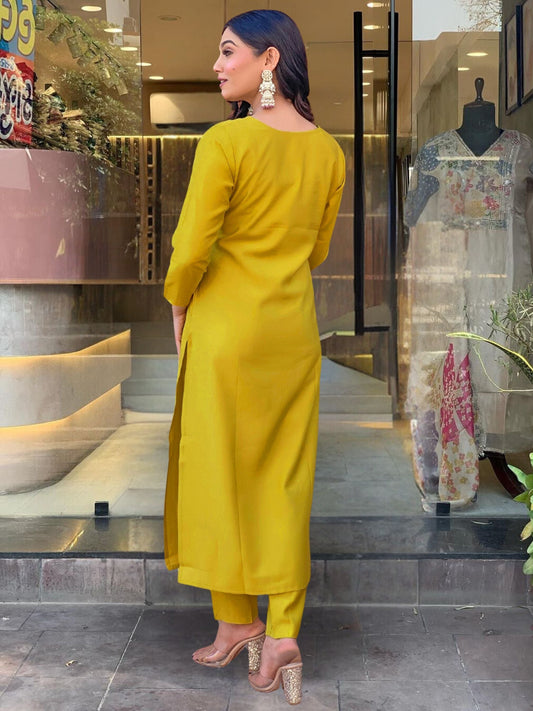 Mustard Chanderi Viscose Embroidered Kurta Set with Matching Bottoms and Dupatta for a Warm, Elegant Look