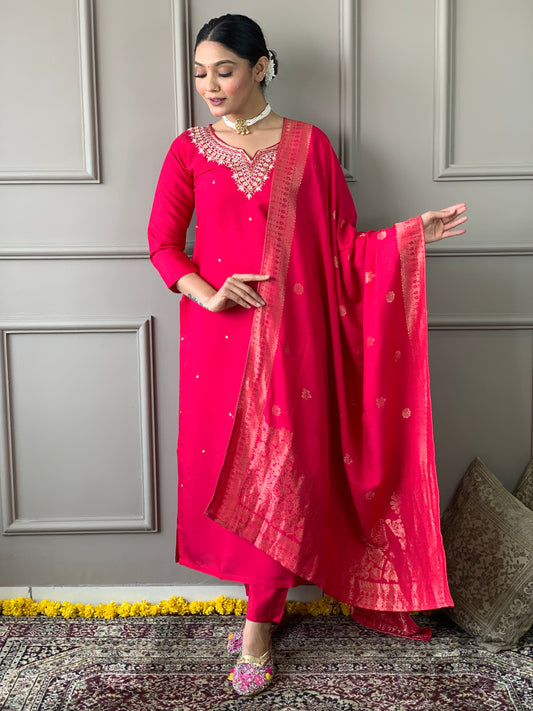 Women Embroidered Regular Sequinned Chanderi Silk Kurta with Trousers & With Dupatta