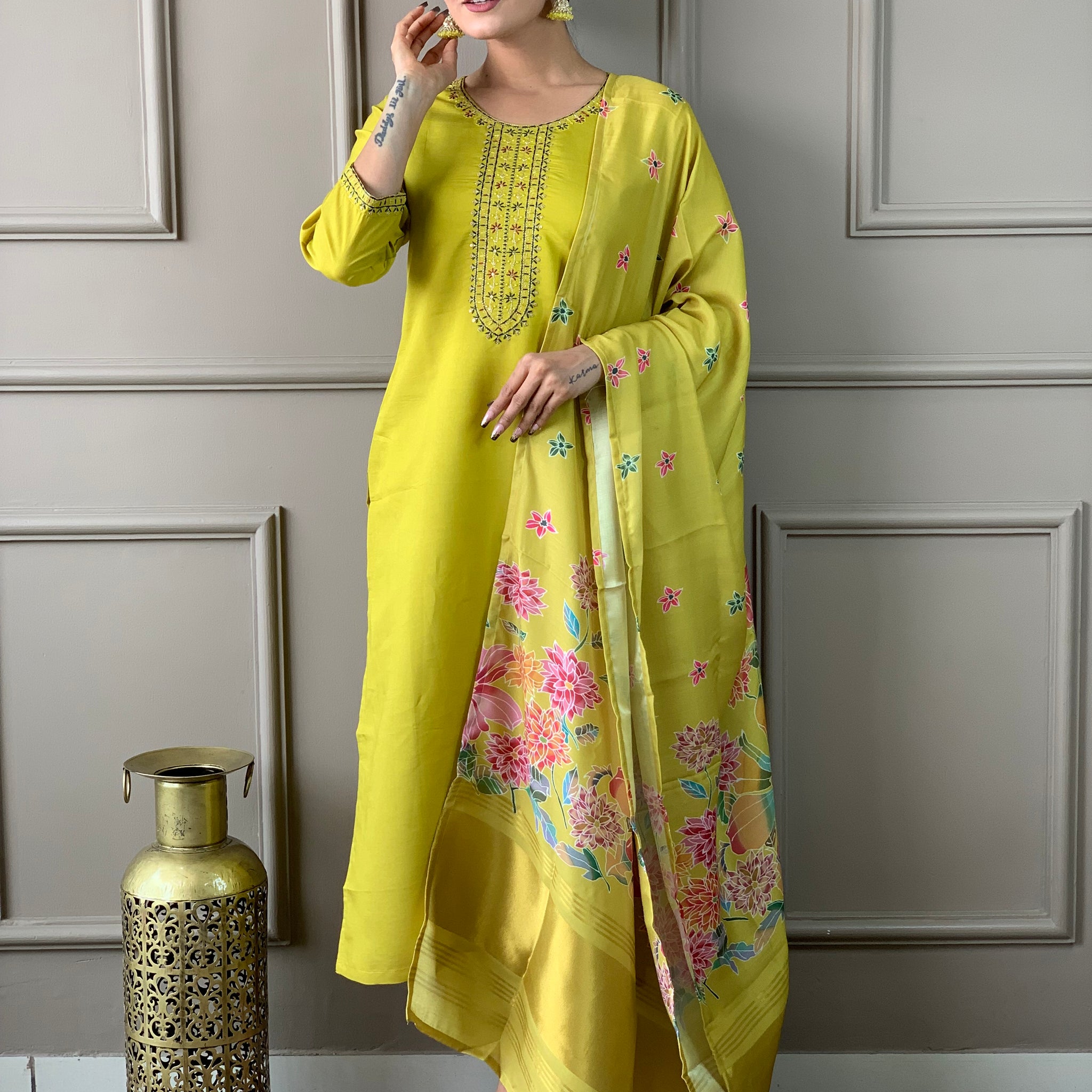 Women Embroidery Straight Kurta Set